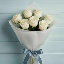 Букет 7 Белых роз Эдлесс Лав в Красной Яруге
