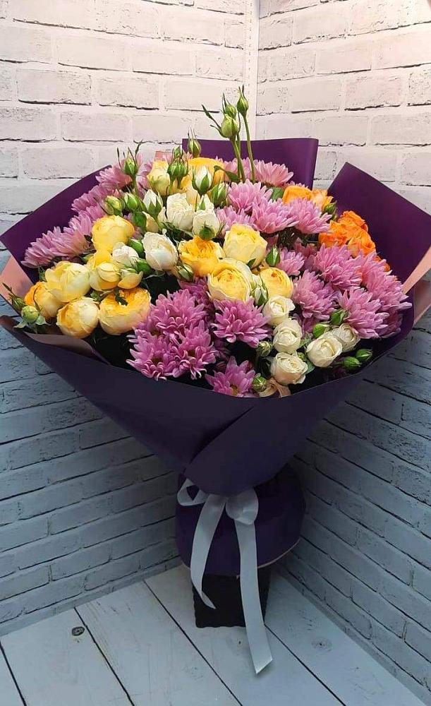 Букет цветов из: Хризантемы и Розы в Красной Яруге