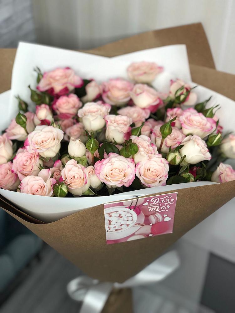 Букет цветов из: Розы в Красной Яруге