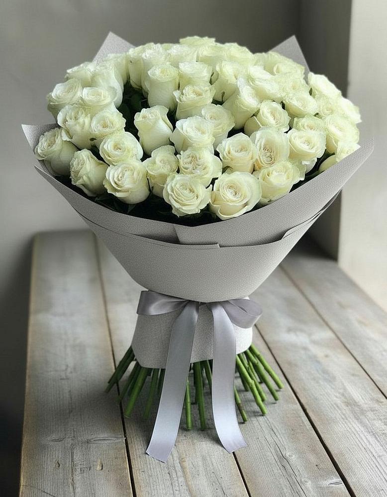 Букет 35 Белых роз в Красной Яруге