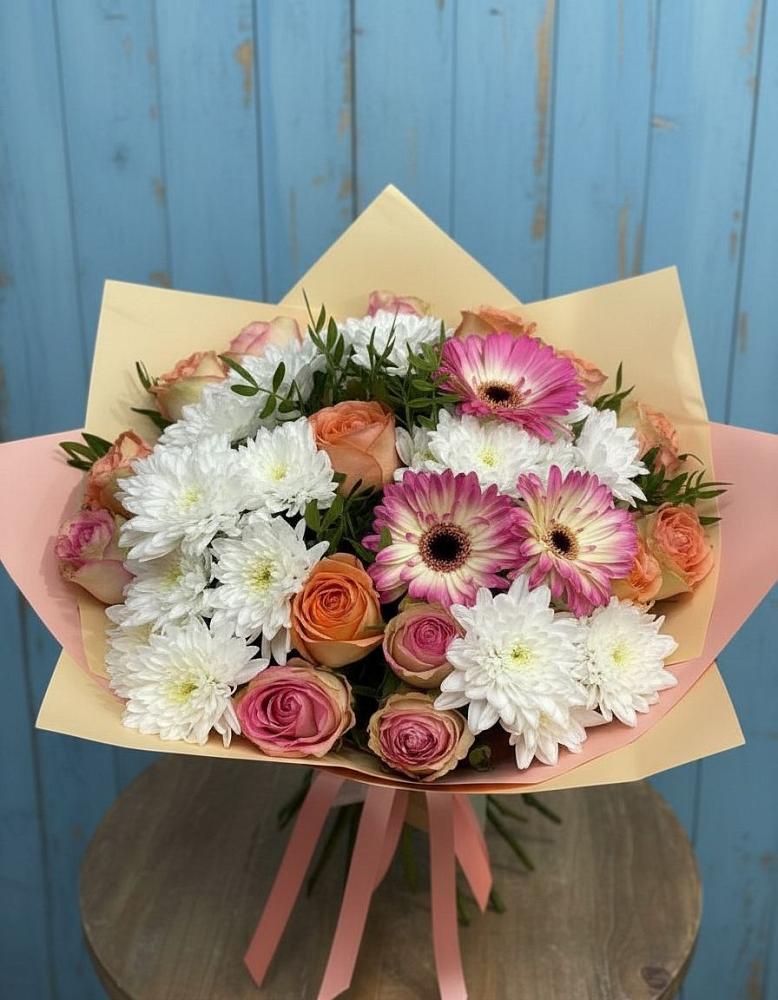 Букет цветов из: Розы, Герберы и Хризантемы в Красной Яруге