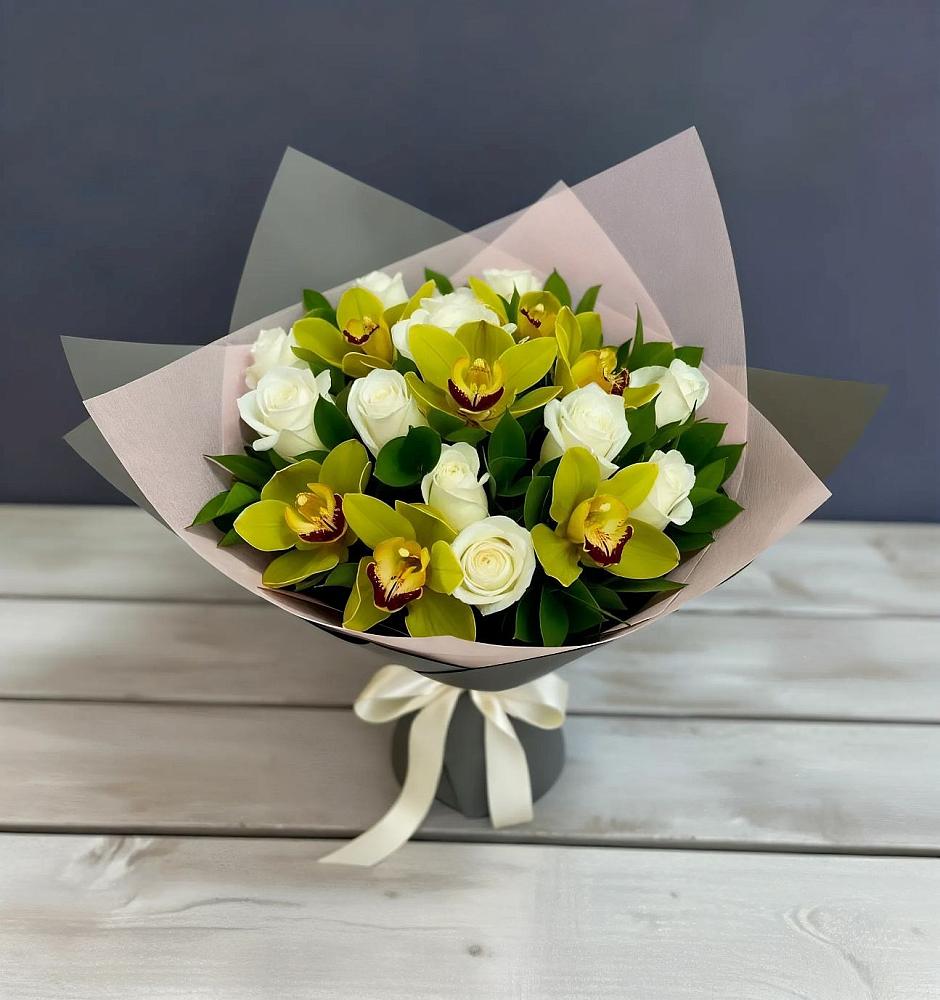 Букет цветов из: Орхидеи и Розы в Красной Яруге